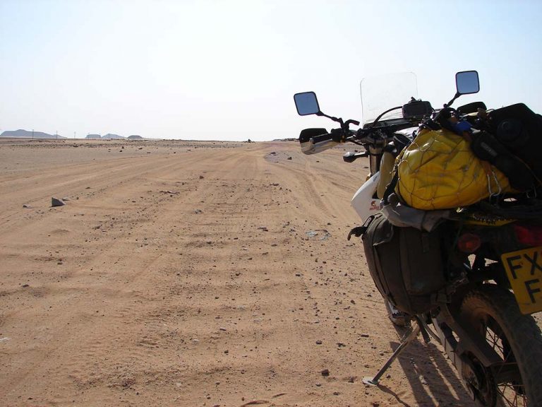 ABR5-sudan-Desert-road-3