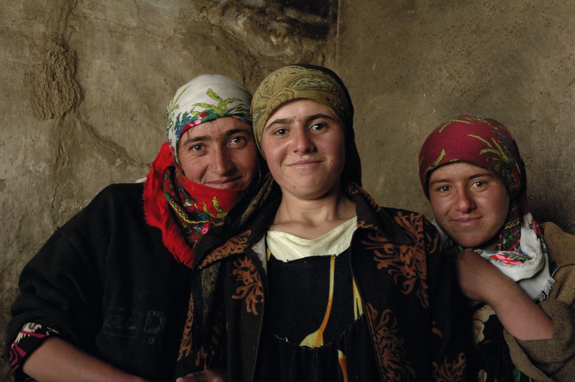 Pamir-4
