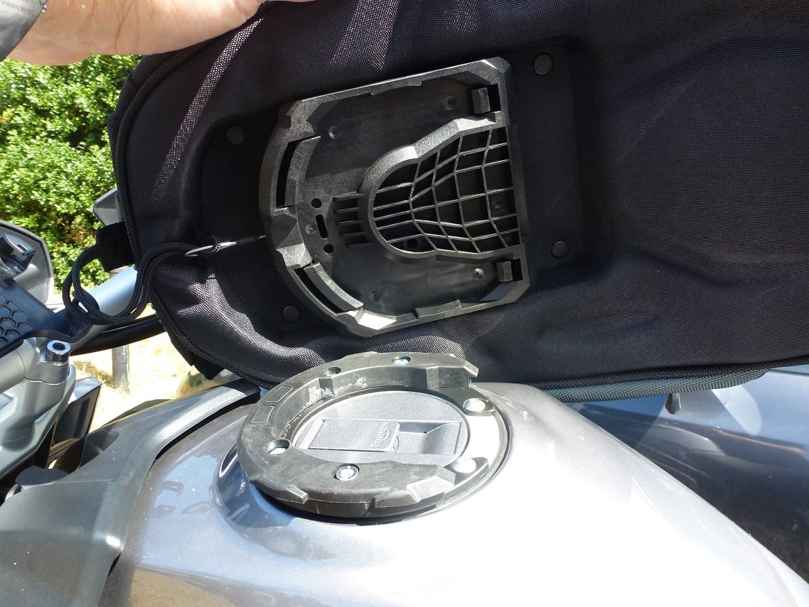 sw motech tank ring and locking mechanism