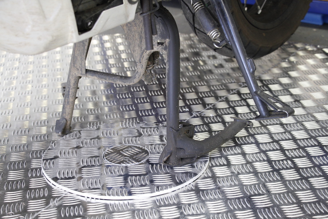 Motorcycle turntable deals