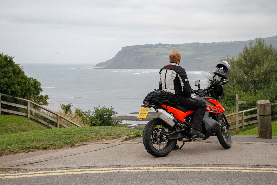 robin hood's bay and the end of the road