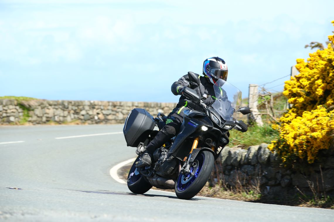 YAMAHA TRACER 9 (2021 - on) Review