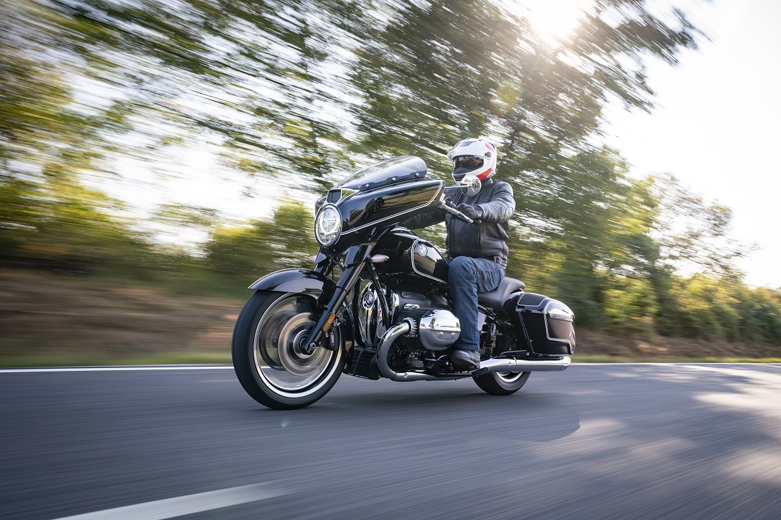 BMW-R-18-B