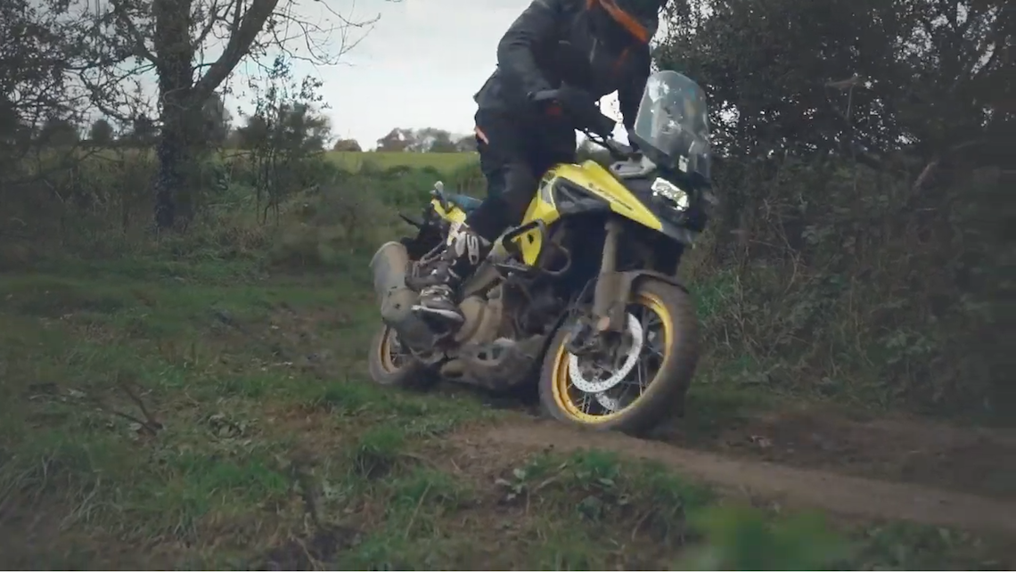 Suzuki v shop strom off road
