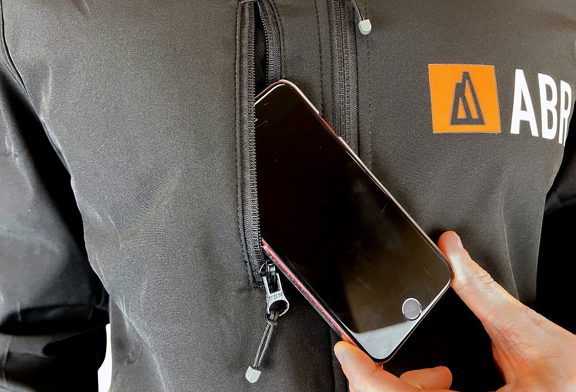 softshell-phone