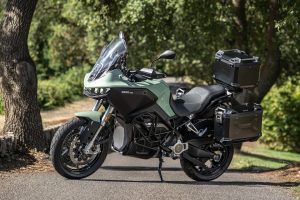 Win a Zero DSR/X electric bike to ride for a weekend