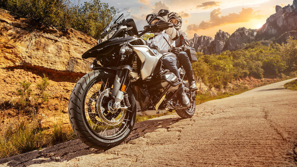www.adventurebikerider.com