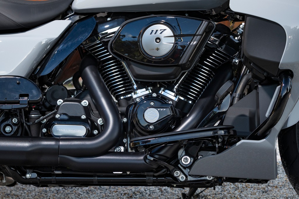 HARLEY DAVIDSON ROAD AND STREET GLIDE LIMITED 2026